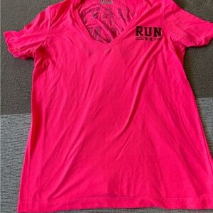 Under Armour Women's V-Neck RUN Tee - Bright Hot Pink with Black Print